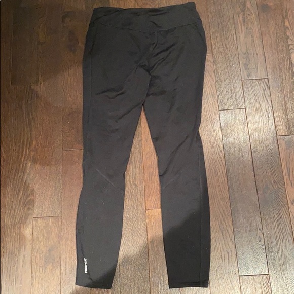 Eddie Bauer black leggings, size M - Picture 2 of 4